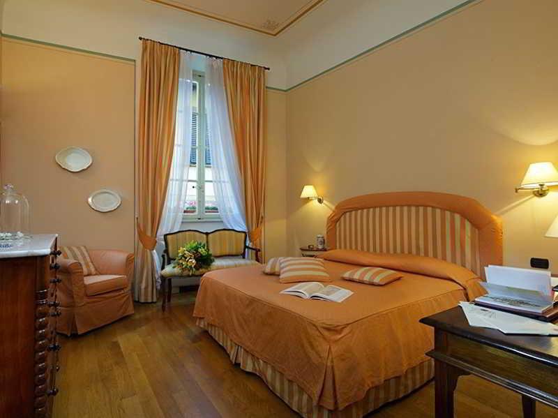 A Palazzo Busdraghi Residenza D'Epoca Acomodação com café da manhã Lucca Quarto foto