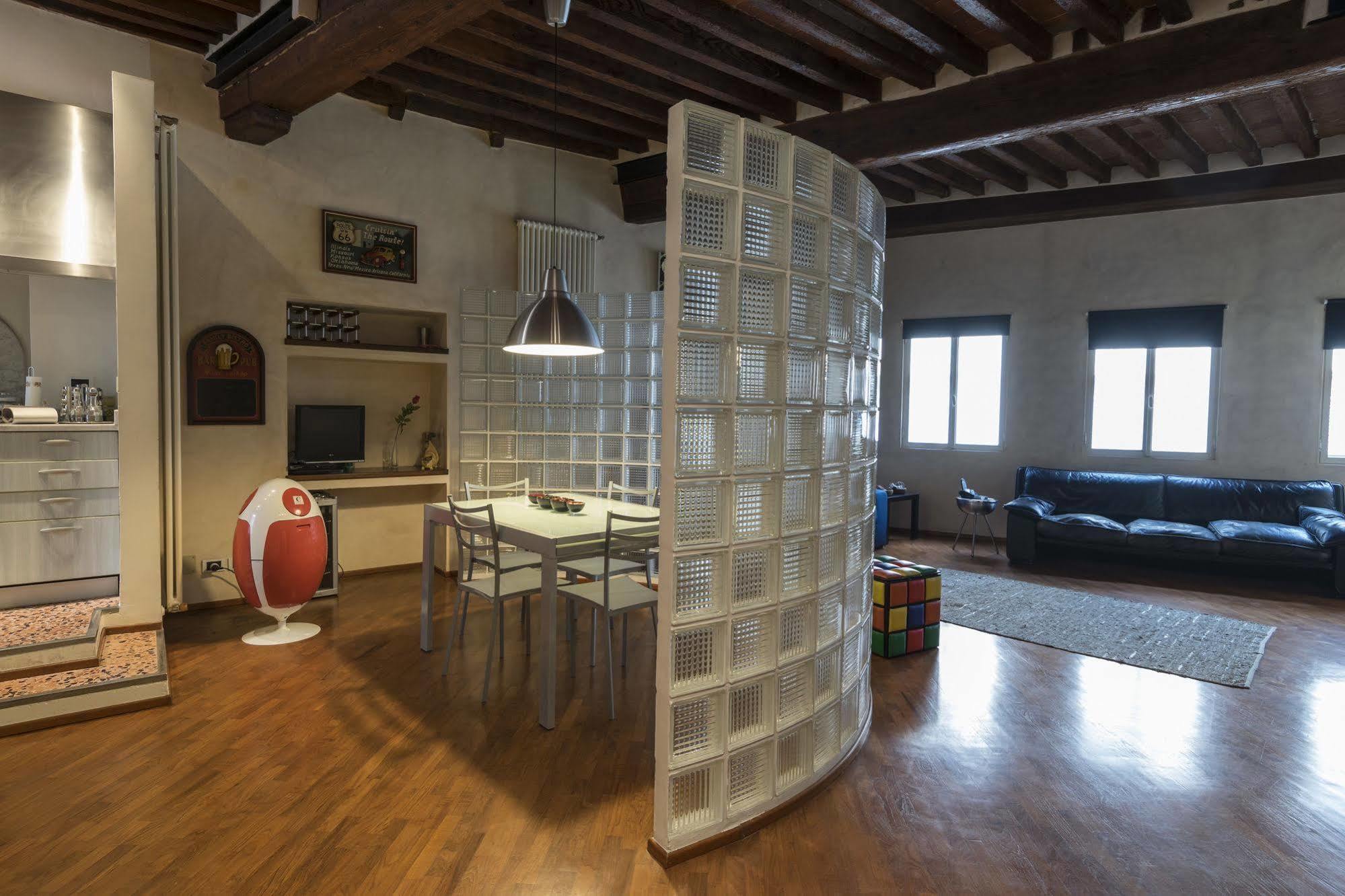A Palazzo Busdraghi Residenza D'Epoca Acomodação com café da manhã Lucca Exterior foto